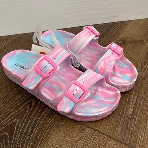 NWT Girls footbed sandal - Cat & Jack (Size 3) 🩷🩵